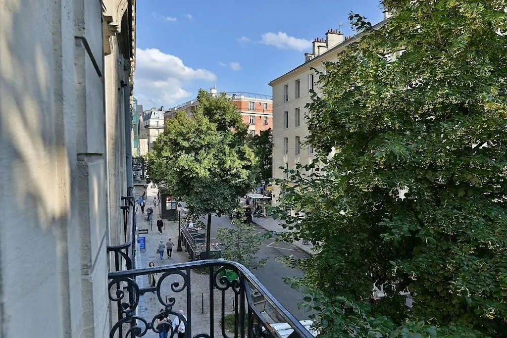 Parisien Spacieux #marais #rivoli - Ii Apartment